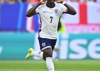 Euros 2024: Bukayo Saka scores England through to semi-final