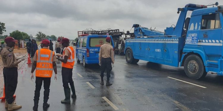 Wrong-Way Driving Triggered Fatal Crash on Zaria-Kano Highway, Claims 21 Lives — FRSC