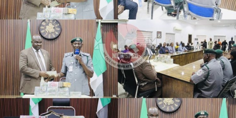 Customs Intercepts ₦654m Foreign Currency at Kano Airport, Hands Over Suspects to EFCC