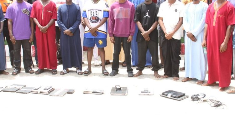 EFCC Arrests 24 BUK Students for Alleged Internet Fraud in Kano