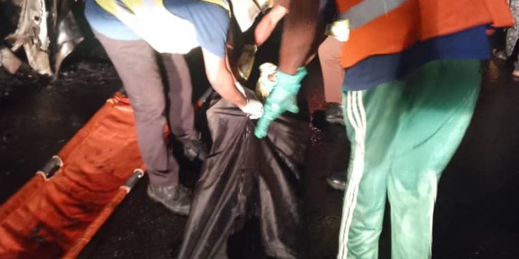 One Dead, Two Rescued as Fire Guts Peugeot J5 Bus in Late-Night Crash Along Kubwa-Suleja Road