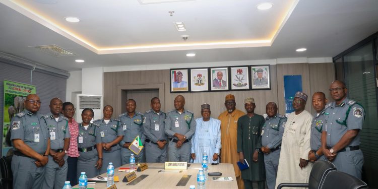 Customs, CDCFIB Strengthen Synergy to Bolster National Security