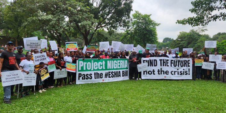 Global Climate Action Day: Nigerians Join Millions Worldwide to ‘Draw the Line’ in Abuja