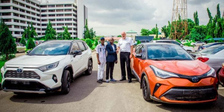 Nigeria Police Recover Two Vehicles Stolen From The Netherlands, Hand Them Over To Dutch Authorities