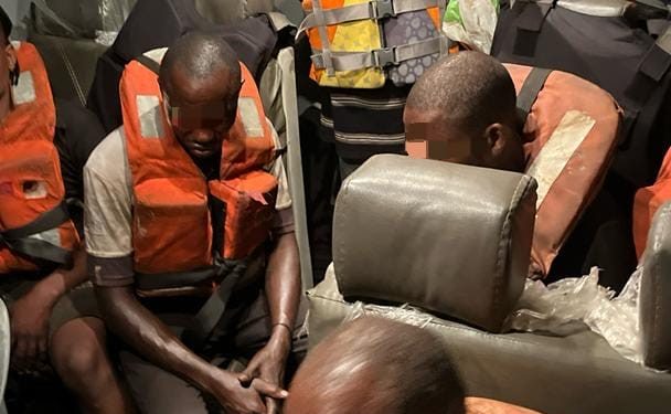 Nigerian Navy Swiftly Rescues Ten Saliors from Sinking Vessel Near Calabar