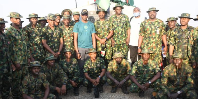 Guards Brigade concludes 2025 training with Aso Rock ascent, reaffirms commitment to security in FCT