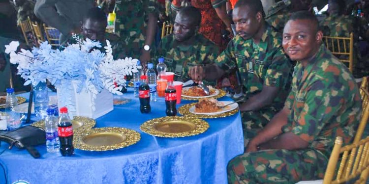 You are the pride of the nation, CAS declares as he celebrates Christmas with frontline troops
