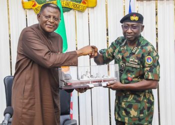 Naval chief seeks deeper security cooperation during courtesy visit to Cross River governor