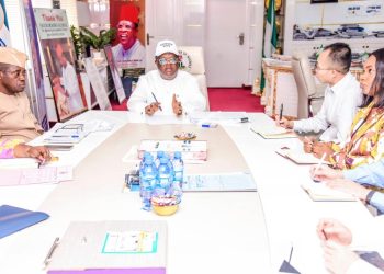 Federal Government Cracks Down On Contractors, Orders Immediate Remedial Works On Key Highways