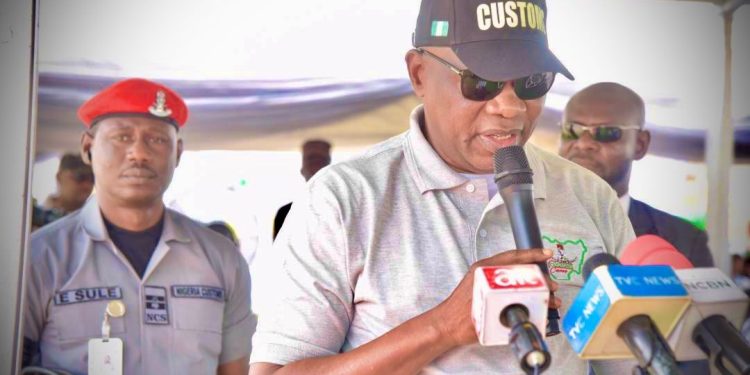 CGC Adewale Adeniyi Leads Commissioning Of Newly Constructed Classroom Block At Kirikiri Medium Correctional Centre Under Customs Cares Initiative