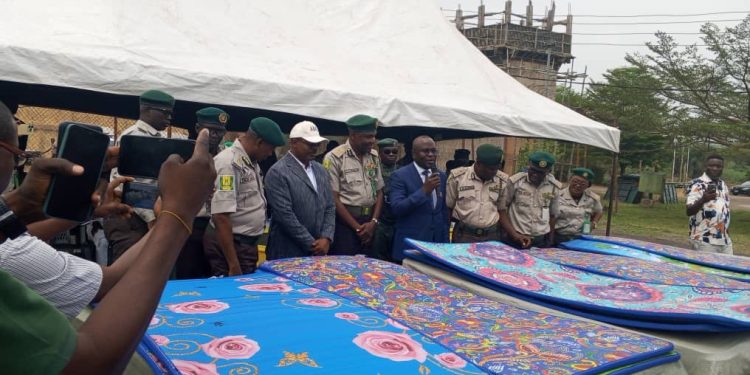 FG donates 850 fibre mattresses to Ondo correctional facilities to boost inmate welfare