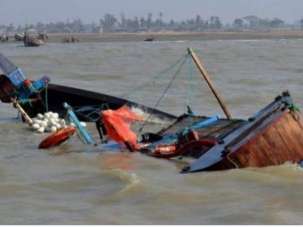 One dead, five missing as Nigerian tugboat sinks off South Africa coast