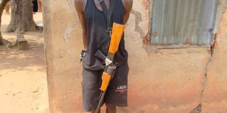 Troops of Operation Whirl Stroke arrest suspected militia member, recover rifle in Benue