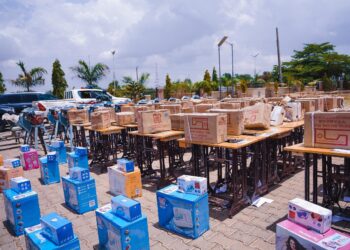 APC Chairman Yilwatda Disburses ₦280m Grants, Empowers 1,400 Youths in Plateau