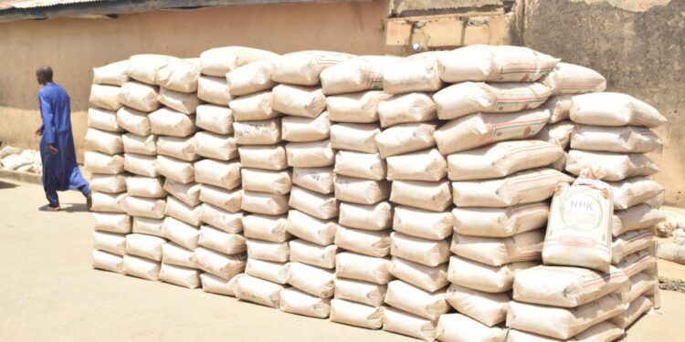 Army Chief Boosts Food Security Efforts With Fertilizer Support For Zamfara Farmers