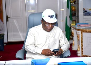 Umahi Hails APC Leadership As Party Prepares Review Of Tinubu’s Infrastructure Drive