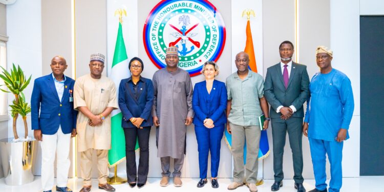 Defence Minister Lauds ICRC Humanitarian Efforts In North-East, North-West