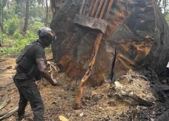 Nigerian Navy Foils Attempt To Revive Illegal Refining Network In Rivers