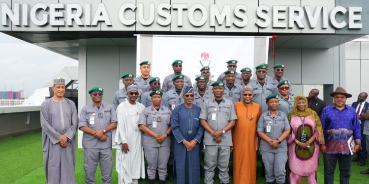 Customs Launches Crackdown On Vegetable Oil Smuggling To Protect Local Industry, Jobs