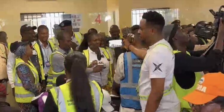 262 Nigerians Return Home Safely As FG Moves To Protect Citizens Abroad