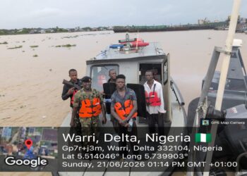 Nigerian Navy Averts Tragedy, Rescues Three From Capsized Boat In Delta