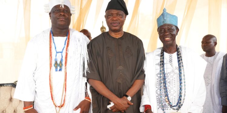 Ooni Of Ife Celebrates Adeniyi’s Achievements, Reaffirms Support For Customs Chief