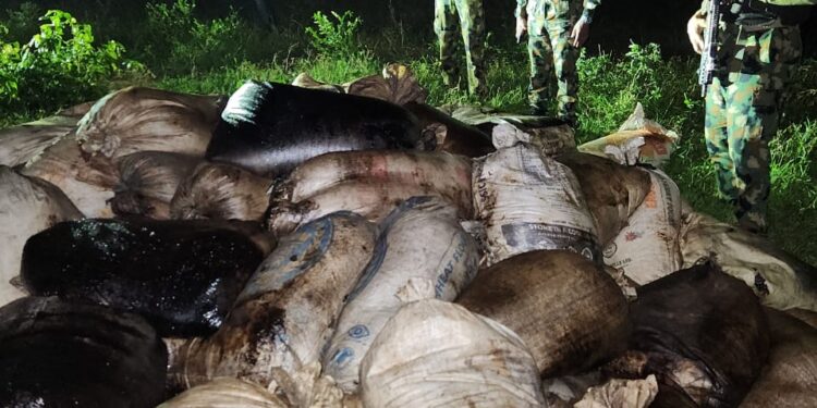 Nigerian Navy Foils Illegal Fuel Network, Seizes 11,800 Litres of AGO in Rivers