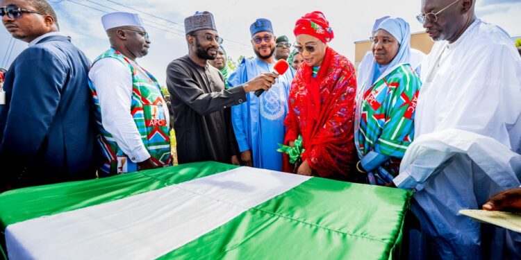 First Lady Commissions Tinubu Academy, Modern Clinic, Launches National Food Bank Programme in Jigawa
