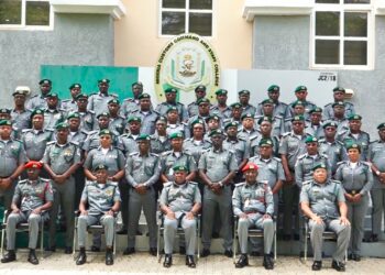 Customs Trains 100 Deputy Comptrollers for Senior Leadership Roles