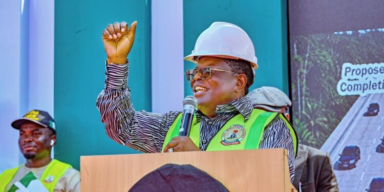 FG Begins Dualisation Of Ibadan-Ijebu Ode Road, Targets Economic Growth