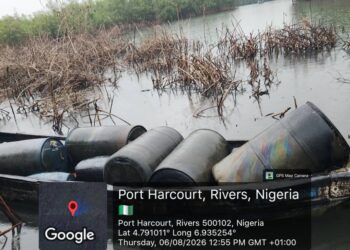 Navy Intercepts 17,000 Litres Of Illegal AGO, Recovers 24,000 Litres Of Suspected Stolen Crude In Rivers