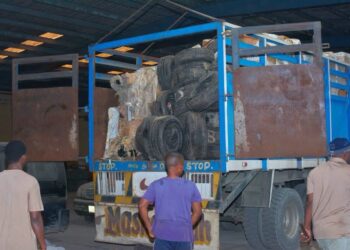Customs Intercepts Smuggled Tyres, Cosmetics On Eastern Waterways
