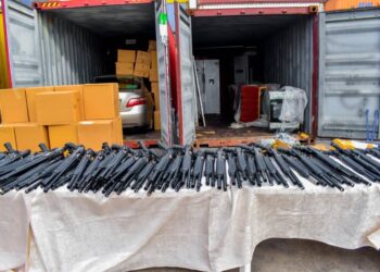 Customs Deepens Arms Crackdown, Uncovers 399 Jojef Rifles At Tin Can Port
