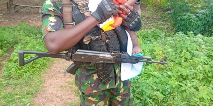 Troops Overpower Kidnappers, Rescue Nine Commuters Along Kogi Highway