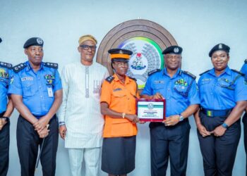 IGP Disu Honours Retired Traffic Officer, Rewards Exemplary Service