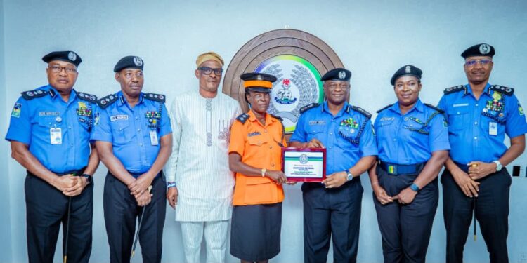IGP Disu Honours Retired Traffic Officer, Rewards Exemplary Service