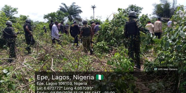 Army Raids Kidnappers’ Hideout, Rescues Two Victims In Epe