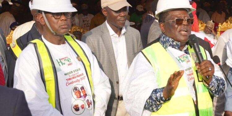 FG Commences 401km Road Dualisation To Boost Trade, Connectivity